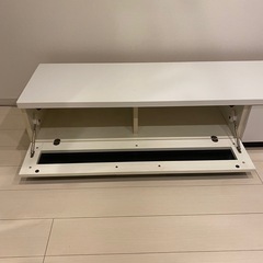 テレビボードの画像