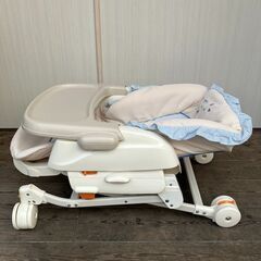 Combi（コンビ ）ハイローチェア「エンジョイミーラック R1」の画像