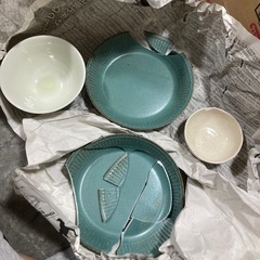 割れたお皿、欠けたお皿