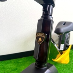 新品未使用Lamborghini バランスバイク ブラック・イエロ　ギフト箱付きの画像
