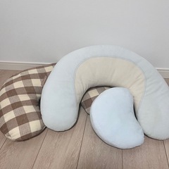 エールべべ 西松屋 授乳クッション