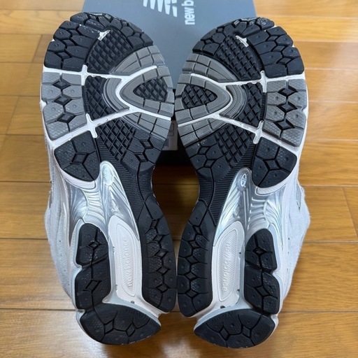 New Balance 2002R グレー 25.5cm 箱付
