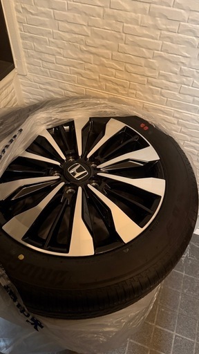 値下げ‼️新品ブリヂストン215/55/r17純正ホイールタイヤセット