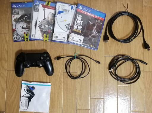PS4 CUH-1200A プレイステーション4 [+] コントローラー 純正 [+] ケーブル純正 [+] 4つのゲーム