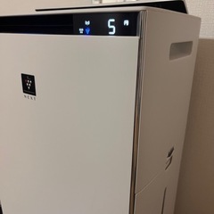 シャープ　空気清浄機　KI-RX75-W ホワイトの画像