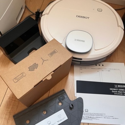 Deebot OZMO 900 ロボット掃除機　ecovacs 水拭き