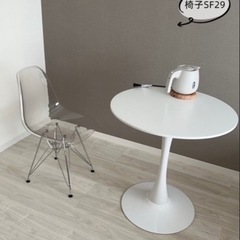 テーブル　ダイニングテーブルの画像