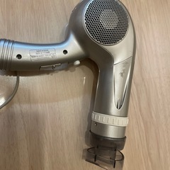 壊れた？ドライヤー TESCOM TID134の画像
