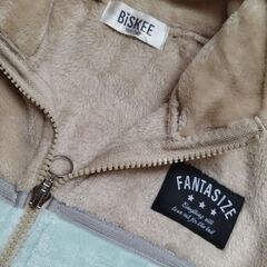 ふわふわジャンパー　160の画像