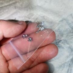 j→→→m43-4/刻印有り/ブリリアントカットダイヤモンドＣＺ天使の翼ピアスの画像