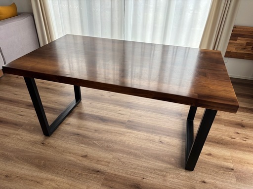 ダイニングテーブル　アイアン脚　ウォールナット