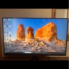 ゲーミングデスクトップセット PC + モニター + キーボード + マウスの画像