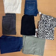 女性用の洋服いろいろ（Mサイズ）の画像