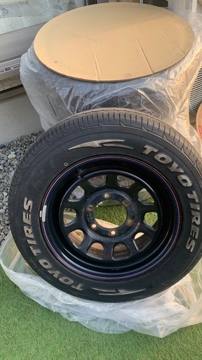 ハイエースホイール
タイヤ４本セット