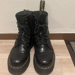 ドクターマーチン　ブーツ　レディース　JADON