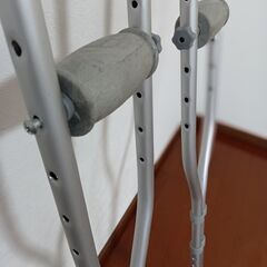 松葉杖の画像