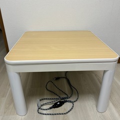 3月30日まで！こたつテーブル