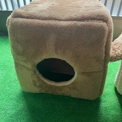 【お譲り先が決まりました】キャットタワー＋ハウス2つの画像