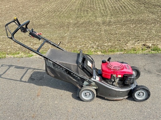 ホンダ HRC216 自走式芝刈り機 ロータリモア 美品　激安　お見逃しなく！！