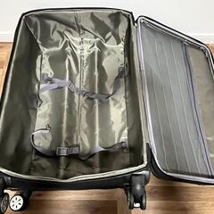 無料　大型スーツケースの画像