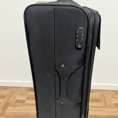 無料　大型スーツケースの画像