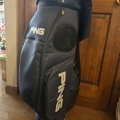 ping キャディーバッグの画像