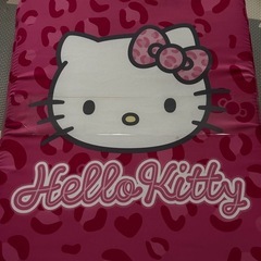 新品未開封❕SNSで話題の♥ キティちゃんカーフリーシートクッション