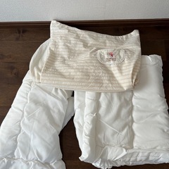 赤ちゃん用お昼寝布団（カバー外せます）の画像