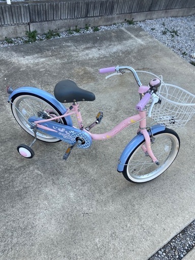 サギサカ　自転車　女の子 18インチ　補助輪付き