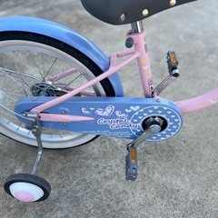 サギサカ　自転車　女の子 18インチ　補助輪付き
の画像