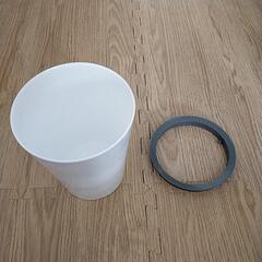 【何かご購入で無料】ゴミ箱　2つの画像