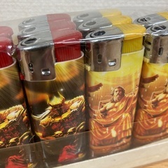 100円使い捨てライター12本おまとめ　GOD HADES パチンコパチスロ　ユニバーサルエンターテイメントの画像