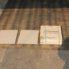 ＜倉庫移動の放出価格＞ADVANの新品外構タイル（１ケース11枚いり）1,000円で！の画像