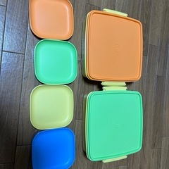 【最終値下げ】タッパーセットの画像