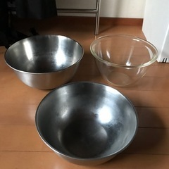 器、ボールの画像