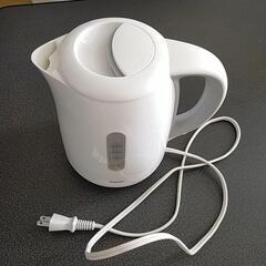 【動作確認済】ニトリ　電気ケトル