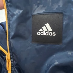 【新品同様】150 adidas アディダス　ジップアップパーカー　ネイビー　厚手の画像