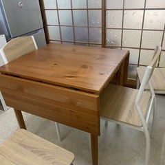 無垢材(大幅値下げ)IKEAダイニングテーブルセット　4脚　バタフライテーブルの画像