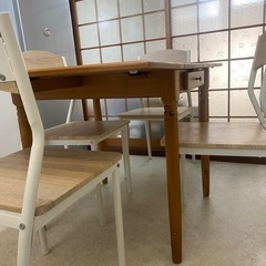 無垢材(大幅値下げ)IKEAダイニングテーブルセット　4脚　バタフライテーブルの画像