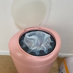 中古　コンビ　オムツ　ゴミ箱　スペアカセット開封済み1個＋未開封2個付きの画像