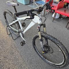 高い自転車