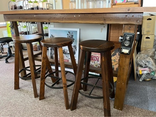 売れました！36万円で購入しましたが使ってません！手作りテーブル&椅子6脚✨値下げ交渉可