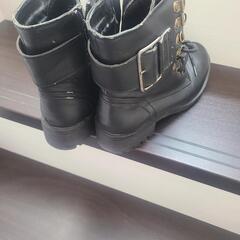 ショートブーツ　24.5cmの画像