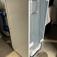 ２０２３年製　ハイアール　冷凍冷蔵庫　１２１Ｌ　右開き　２ドア　ホワイト　新品参考価格３６，８００円　ＯＢＢＲ－１２１Ａ　単身向きサイズの画像