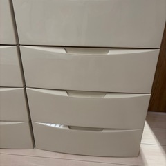 【取引中】衣類収納棚［クリームホワイト］
