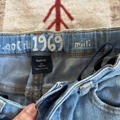 G ap kids150センチ　短パンの画像