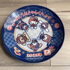 【新品】洋服の青山 さんりおきゃらくたぁず 皿の画像