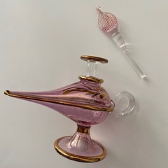 香水瓶　エスニック　オシャレ　ランプの画像