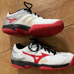 美品❗️ミズノ　テニスシューズ26.5cmの画像