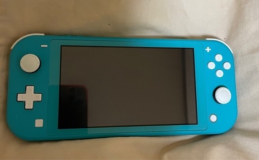 美品のNintendo Switch liteです✨
